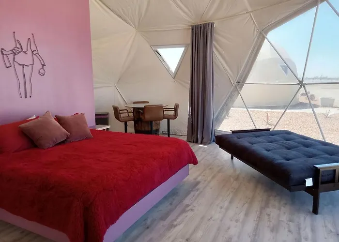 Impressive Dome With Great Panoramic Desert Views In Willcox, Arizona